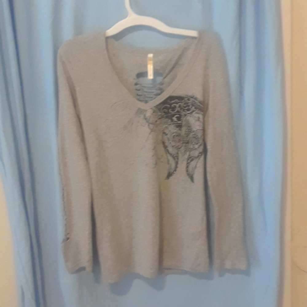Long sleeve shirt
